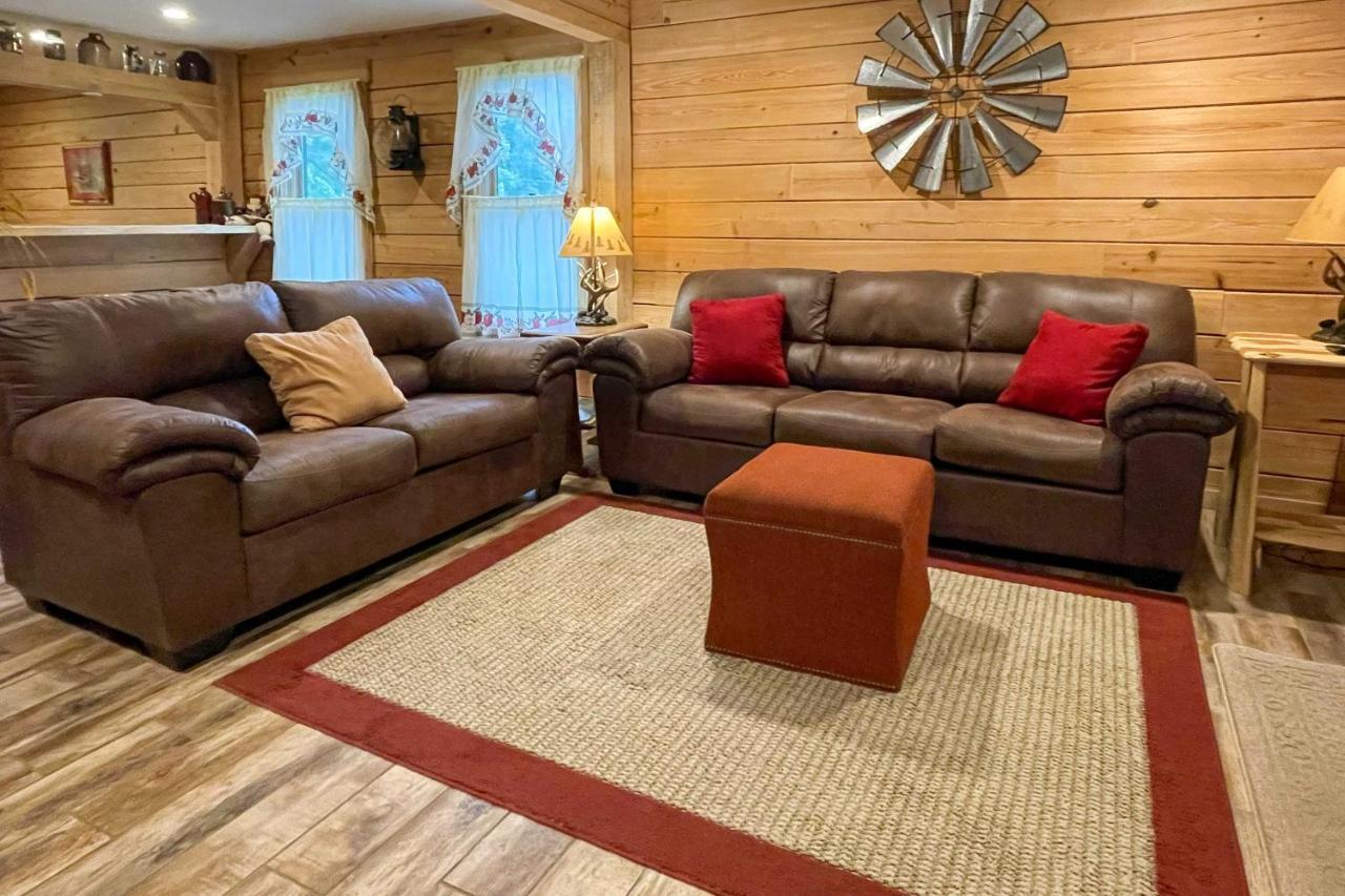 Quiet Hollister Cabin Walk To Lake Taneycomo Εξωτερικό φωτογραφία